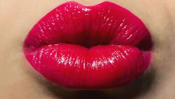 15 хитростей, которые сделают любые губы соблазнительными