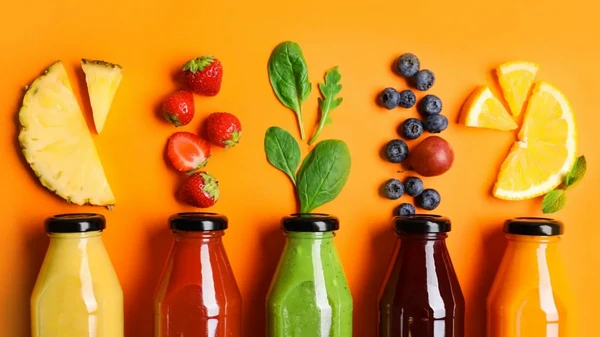 Соки полезные или нет? Диетологи развенчали популярный миф