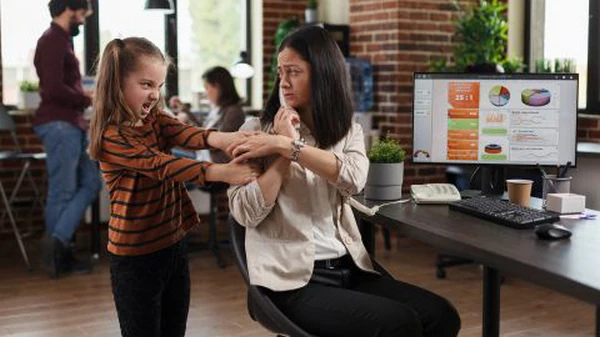 Ребенок начал грубить: эти четыре способа помогут справиться с неприят...