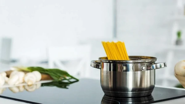 Когда нужно солить макароны: эти ошибки допускают все