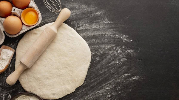 Чтобы дрожжевое тесто получилось наверняка: пять главных моментов