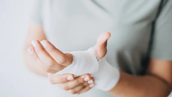 Консультация травматолога: когда обращаться и почему важно не откладыв...