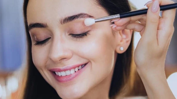 Названы тени для глаз, которые подходят абсолютно всем