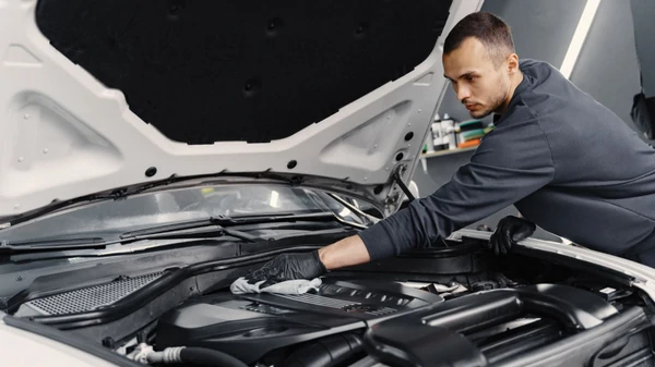 Вот что произойдет, если помыть двигатель авто: это должны знать все в...