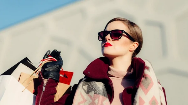 Стилист поделилась секретом: как подобрать цвет одежды, который вам по...