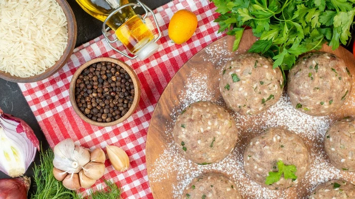 Два популярных продукта, которые забирают из котлет весь сок: их нельз...