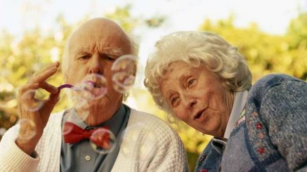 Есть ли шанс у пожилых людей найти пару на сайте знакомств?