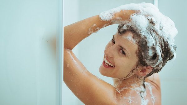 Можно ли мыть голову каждый день: мнение эксперта