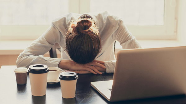 Устала уставать: как постоянный стресс рождает усталость