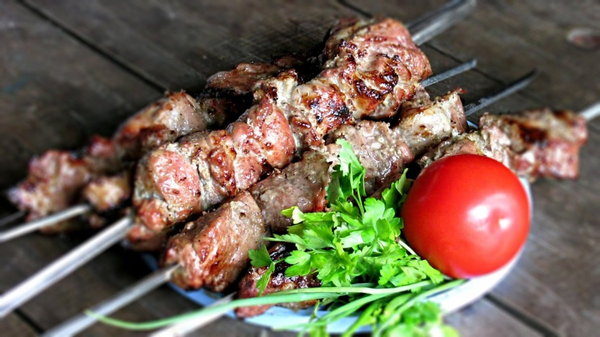 Тесть-грузин научил правильно мариновать шашлык: спасет даже самое жесткое мясо!