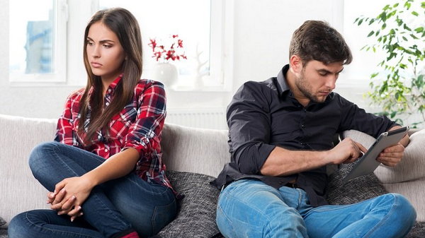 Почему жене нельзя жаловаться на мужа