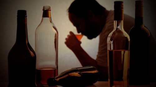 Избавление от алкоголизма: как помогают профессионалы