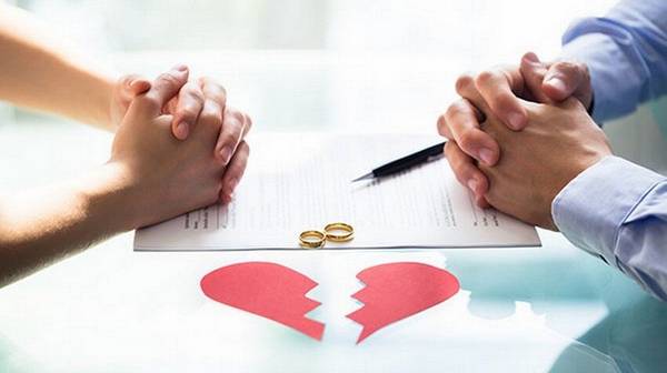 Чим зарадить адвокат з розлучень?