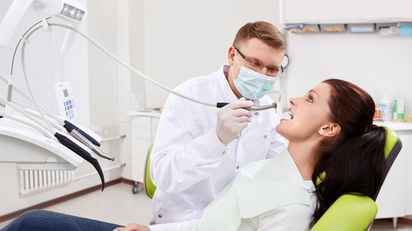 Почему сначала нужно идти к стоматологу, если планируешь забеременеть: мнение эксперта
